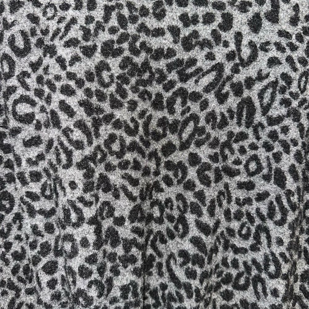 Women's Antistar Blouse, XS, Gray and Black cheetah leopard sweater long sleeve - Picture 3 of 7